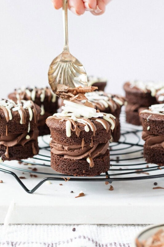 A selection of Mini chocolate cakes on a wire rack